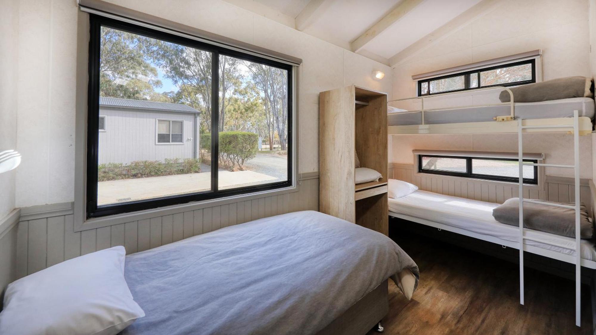 Deniliquin Riverside Caravan Park Dış mekan fotoğraf